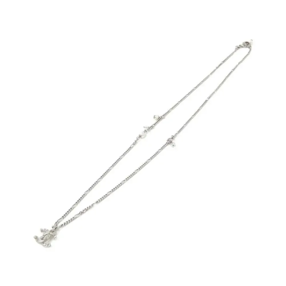 CHANEL White Necklace - Picture 2 of 6